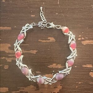 1960’s 9.5” Bracelet Silver Tone And Two Tone Red Cat Eye Glass Brad’s